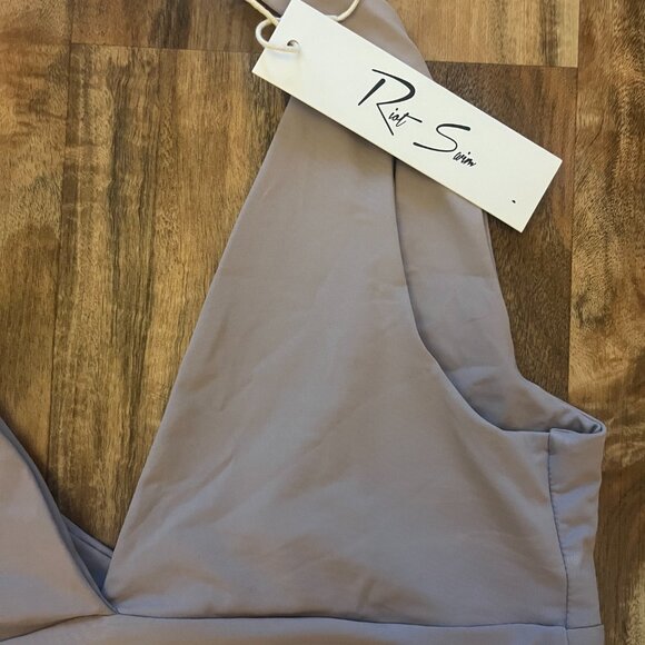 UNWORN Beach Riot highwaisted purple bikini - Picture 2 of 5